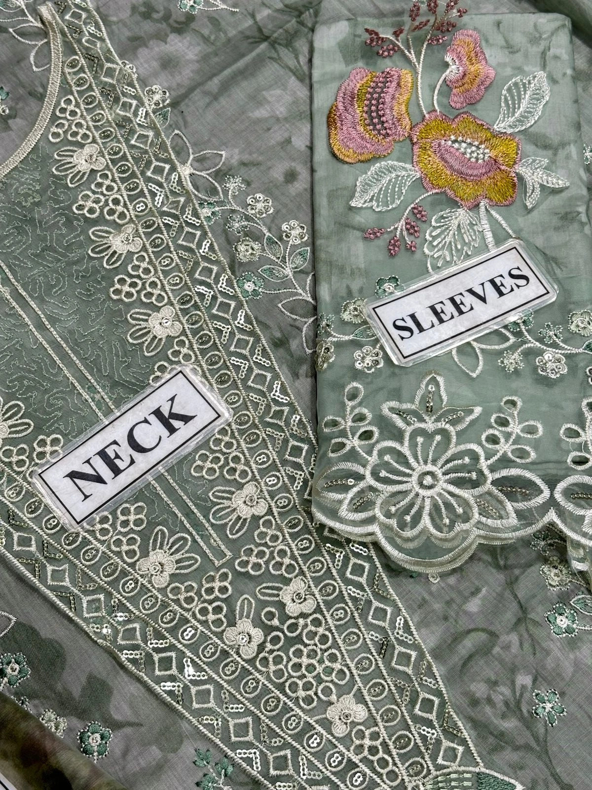 Iznik Unstitch Lawn Collection