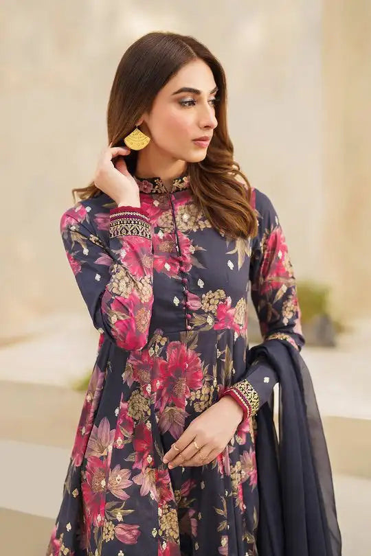Iznik Unstitched Lawn Collection