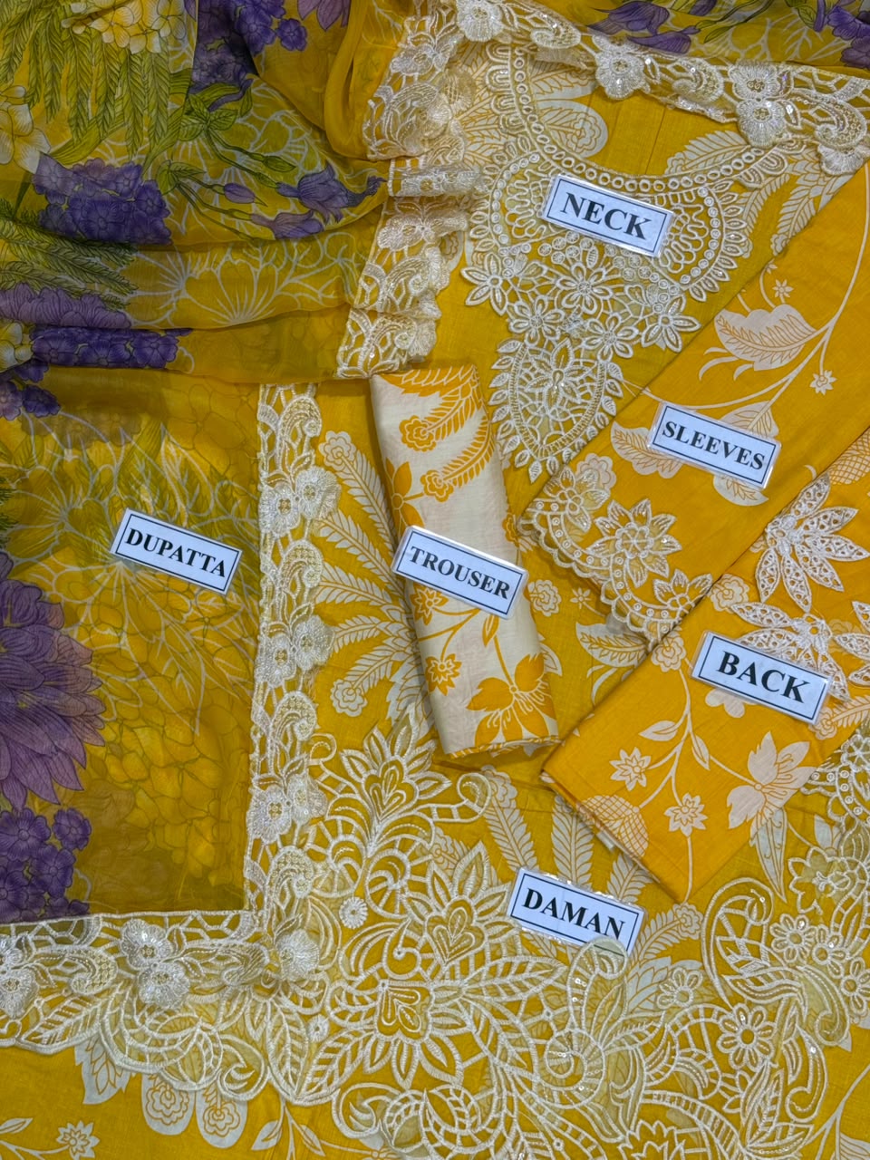 Mahnur Unstitch Lawn Collection ZCUS-1020